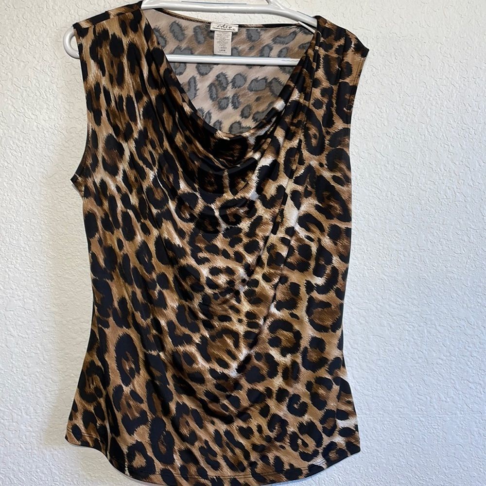 Creative Design Works leopard print sleeveless blouse top, large